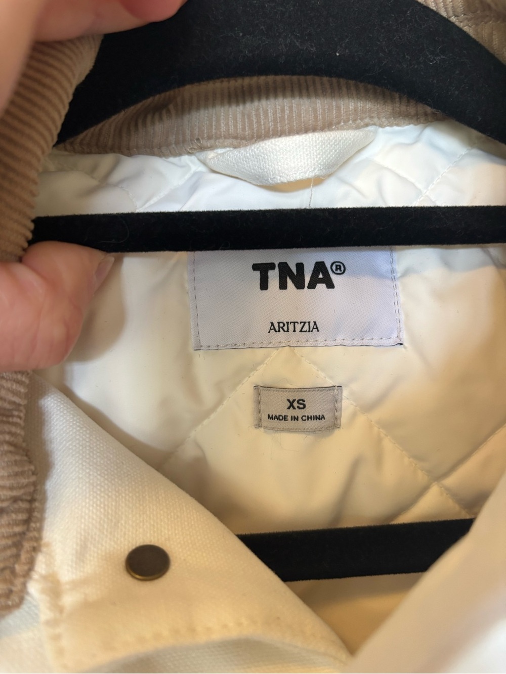 Like new! Aritzia TNA Barnett Insulated Chore Jacket - XS - Picture 6 of 6